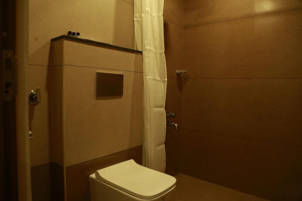 Casa Orchid Hotel Alappuzha Buitenkant foto